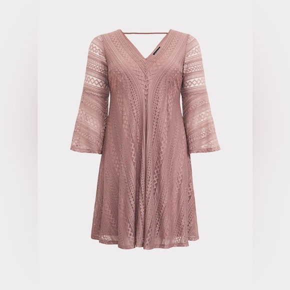 Torrid Taupe Lace Bell Sleeve
Trapeze Dress - Picture 4 of 9